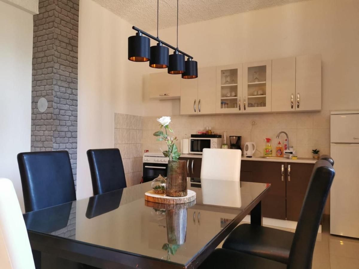 Priska Apartment Kaštela Zewnętrze zdjęcie