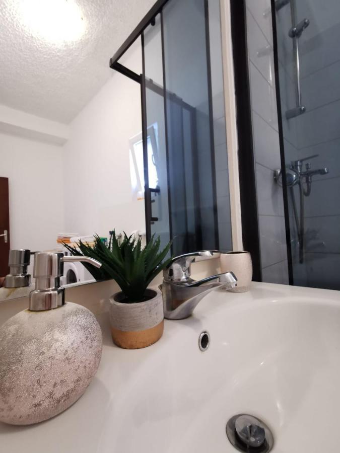 Priska Apartment Kaštela Zewnętrze zdjęcie